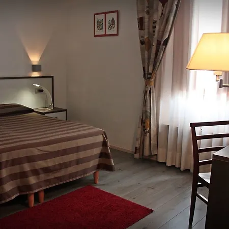 Magenta Hotel 3*