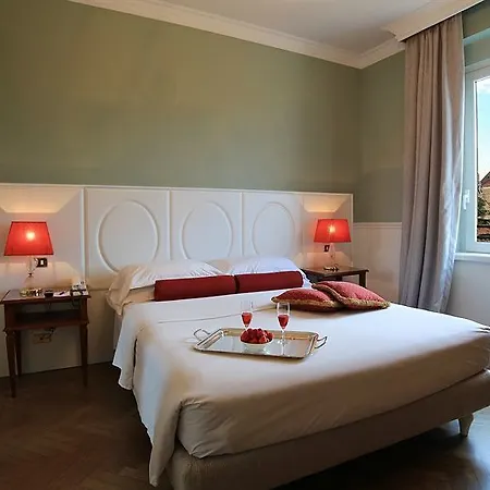 Plaza Lucchesi Hotel Florence