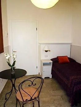 Canada Hotel