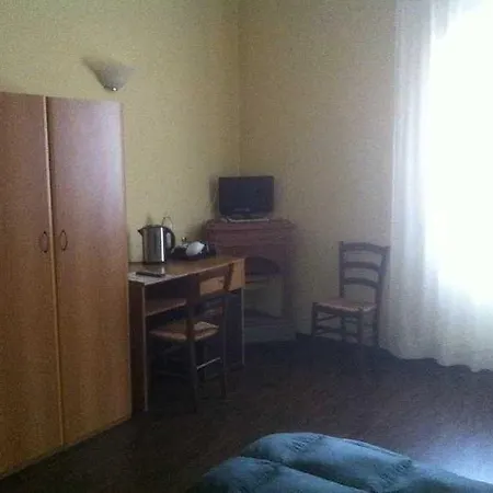 Bellevue House 3* Florence