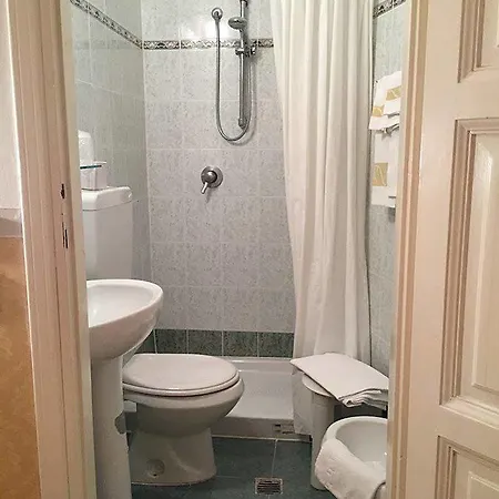 Ascot Hotel 3*