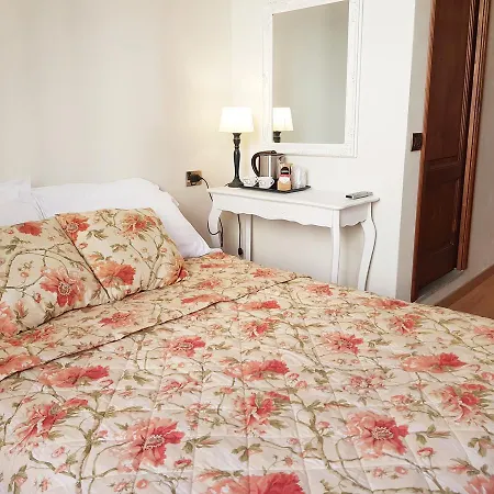 Lady Luna Bed & Breakfast Florence