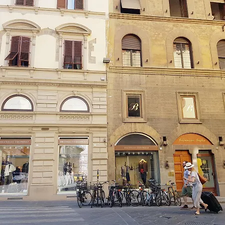 Lady Luna 3* Florence