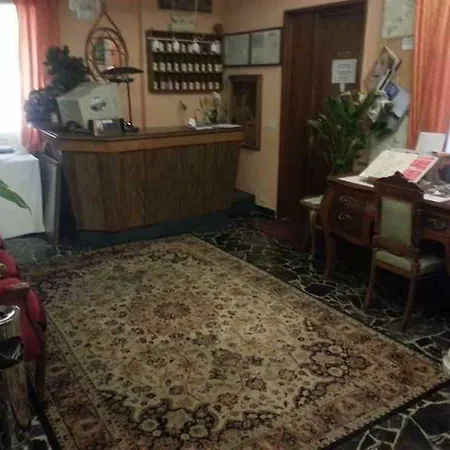 Hotel Souvenir Maya 5*