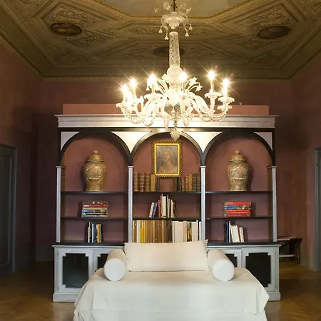 Bed & Breakfast N4u 3*