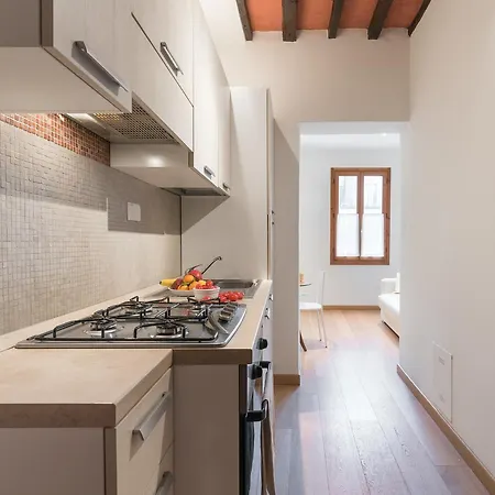 Roommo Borgo * Florence