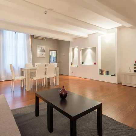 Serragli Loft Appartement