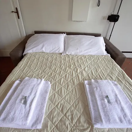 City Centre Apartment *