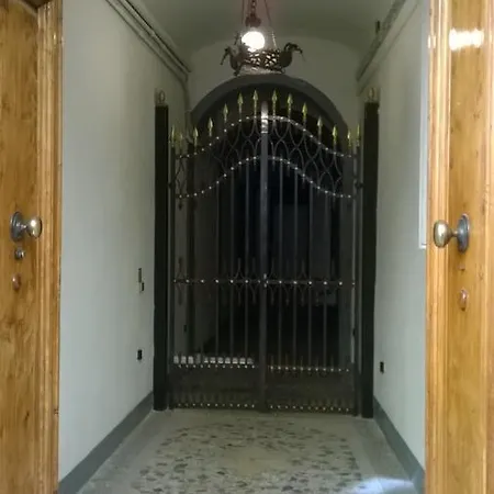 Residenza D'epoca Palazzo Riblet Gæstehus 3*