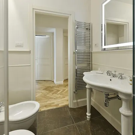 - In Duomo Apartment *