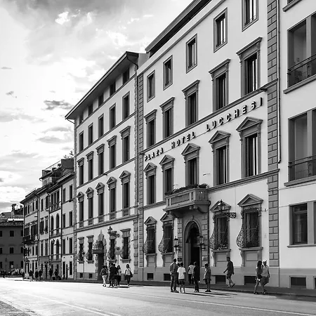 Plaza Lucchesi 4* Florence