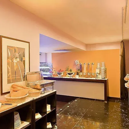Leonardo Da Vinci Hotel 4*