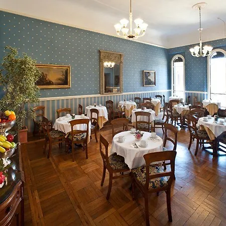 Hotel Pendini 3*