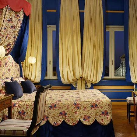 Hotell Santa Maria Novella - Wtb 4*