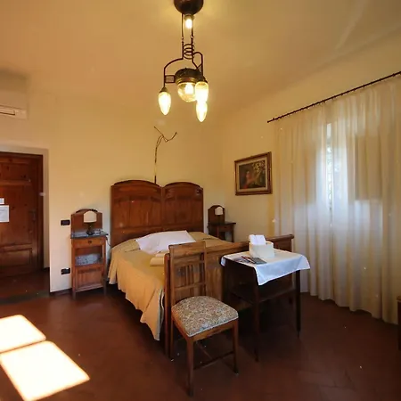 Nardi - Residenza D'epoca Hotel 2*