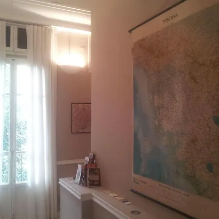 Opera Boutique Bed & Breakfast Florens