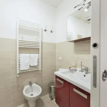 - In Duomo Apartment Florenz