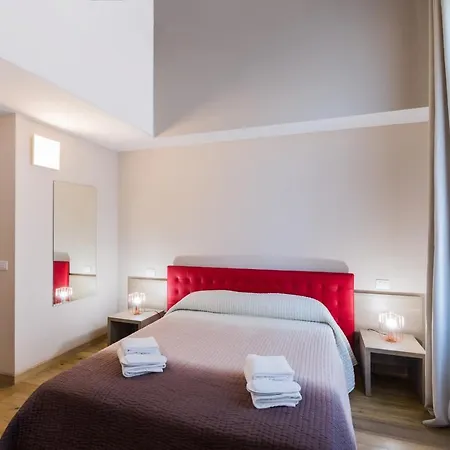 Bed & Breakfast Vrooms All'angolo Del Duomo Florence