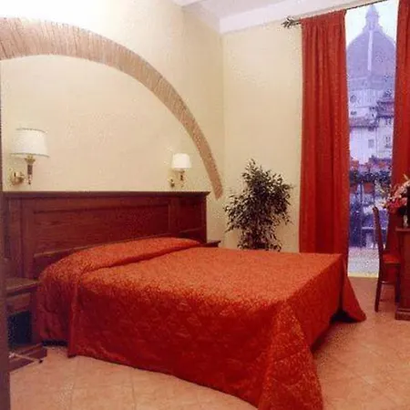 Hotel California 4*