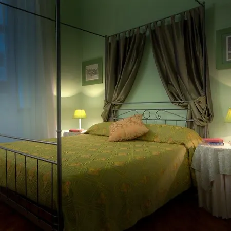 Torre Guelfa Palazzo Acciaiuoli Hotel Florencie