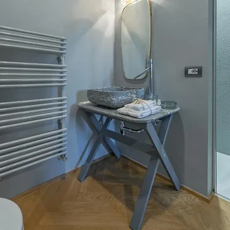 - Repubblica Exclusive Apartment