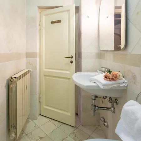 Apartment Curtatone Florence