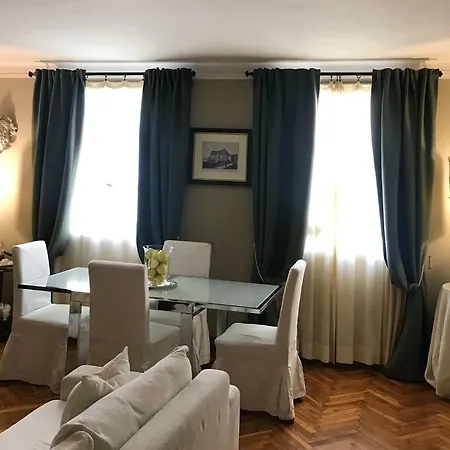 Guest house Capri Moon 2*