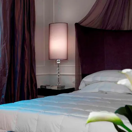 Brunelleschi Hotel 4*