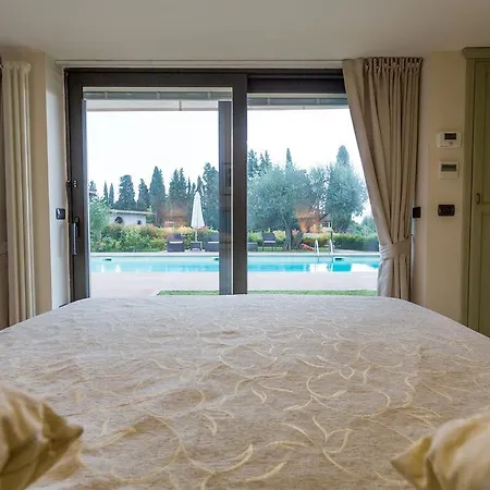 Relais Jacopone Bed & Breakfast 3*