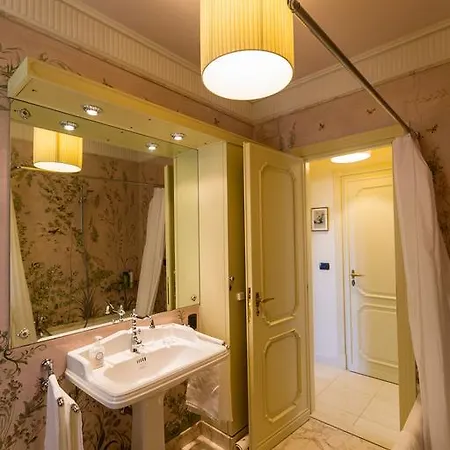Relais Jacopone Bed & Breakfast 3*