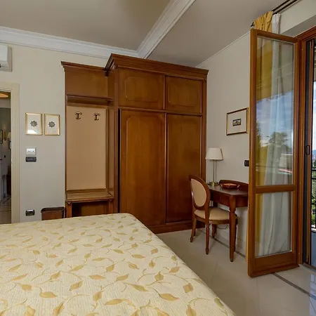 Relais Jacopone 3* Florence