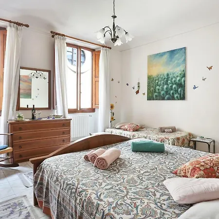 Butterfly Homestay Florence