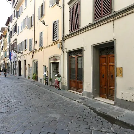 Butterfly Homestay Florence