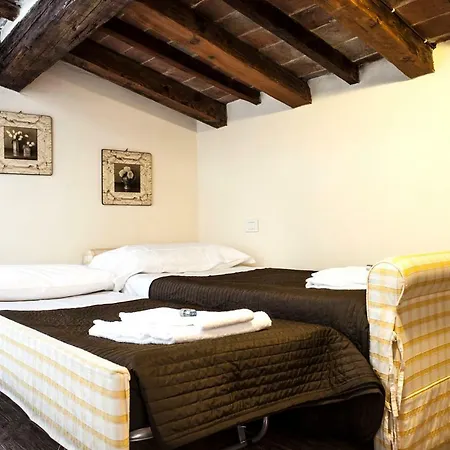 Luxury Via Dei Pilastri Apartment *