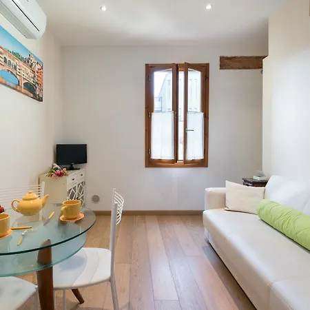 Apartment Roommo Borgo