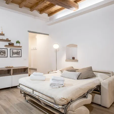 Santa Croce Place By Mmega Apartment *