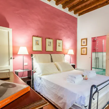 Santo Spirito Dream Apartment *