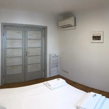 Apartment Luxury Via Dei Pilastri
