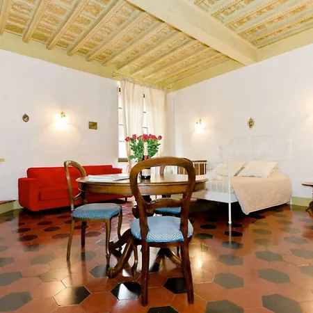 Luxury Via Dei Pilastri Apartment Florence