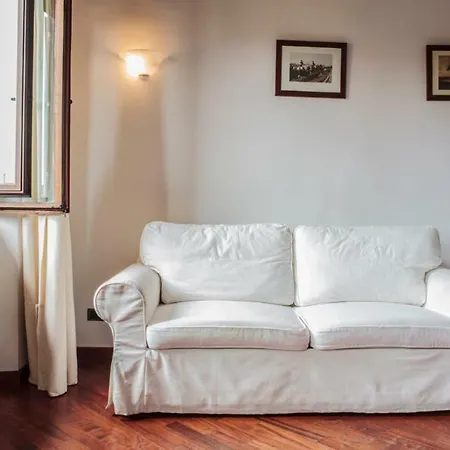 Luxury Via Dei Pilastri Apartment