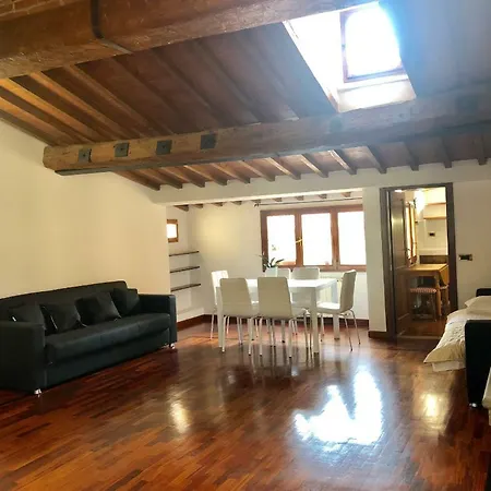 Luxury Via Dei Pilastri Apartment *