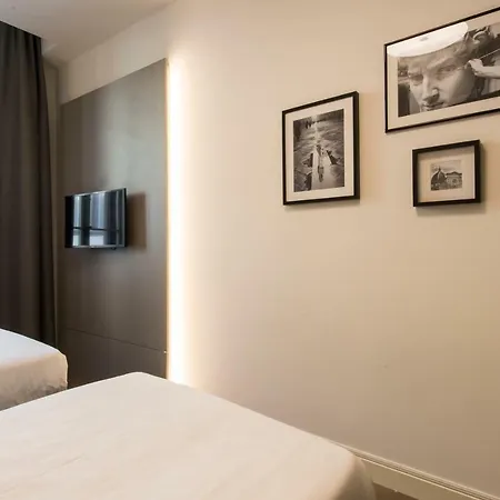 - Duomo Contemporary *