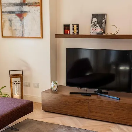 - Brunelleschi Stylish Apartment *