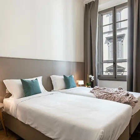 - Brunelleschi Stylish Apartment Florence
