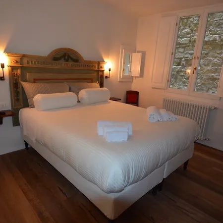 Casa Acciaiuoli *