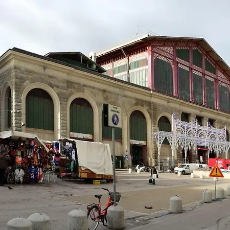 San Lorenzo Market View Apartment Florence
