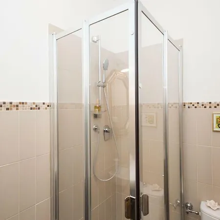 Charming Cavour Heart Of Apartment