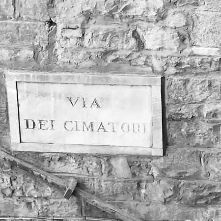 Leonardo's Signoria By Florencehospitality Florenz