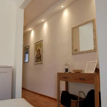 La Musa Di Via Dante Apartamento *