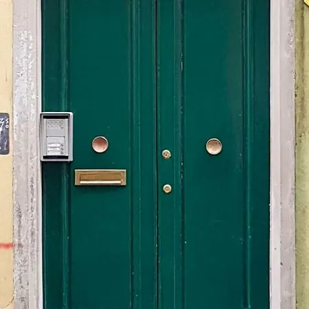 Il Nido - Cozy In Santa Croce Apartment *